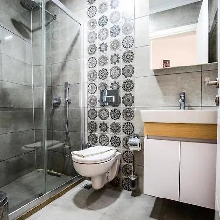 Love hotel M2 *